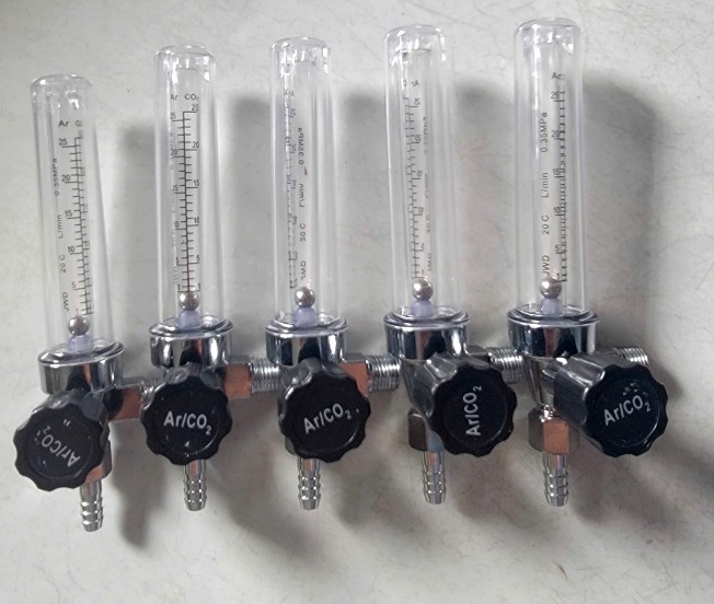 CÙM ÔNG THUỶ CÓ VAN (VAN CHỈNH LƯU LƯƠNG ARGON /CO2)